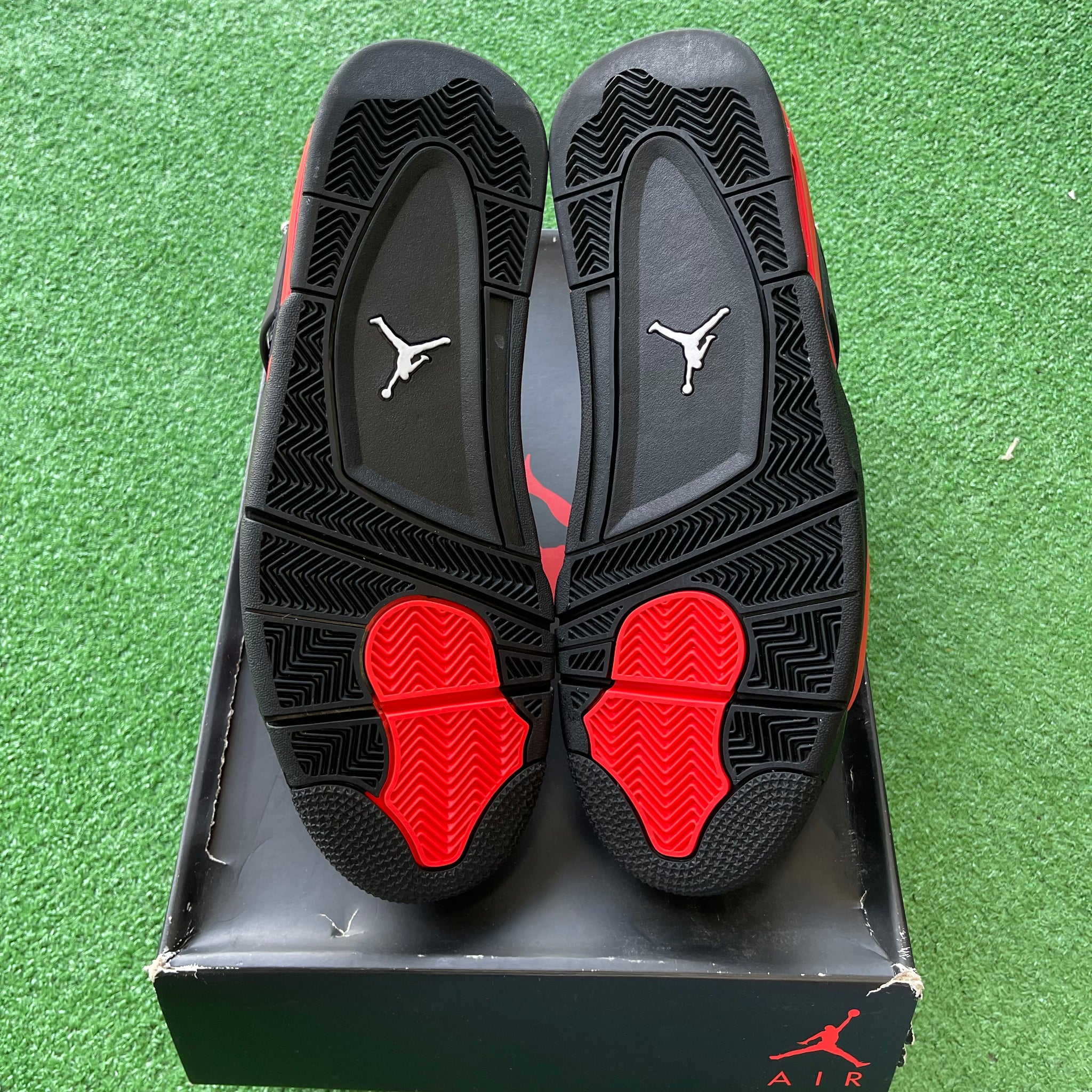 Jordan 4 red thunder deadstock sz 12 01.png?w=1200&h=630&fit=fill&  main image 4