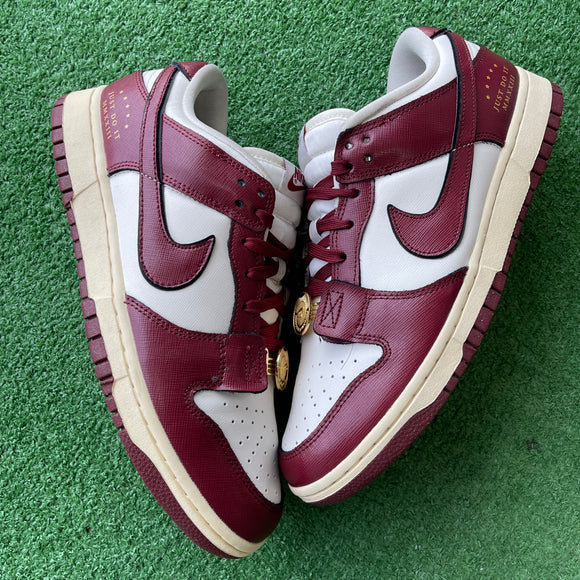 Nike Team Red Low Dunk Size 11W / 9.5M
