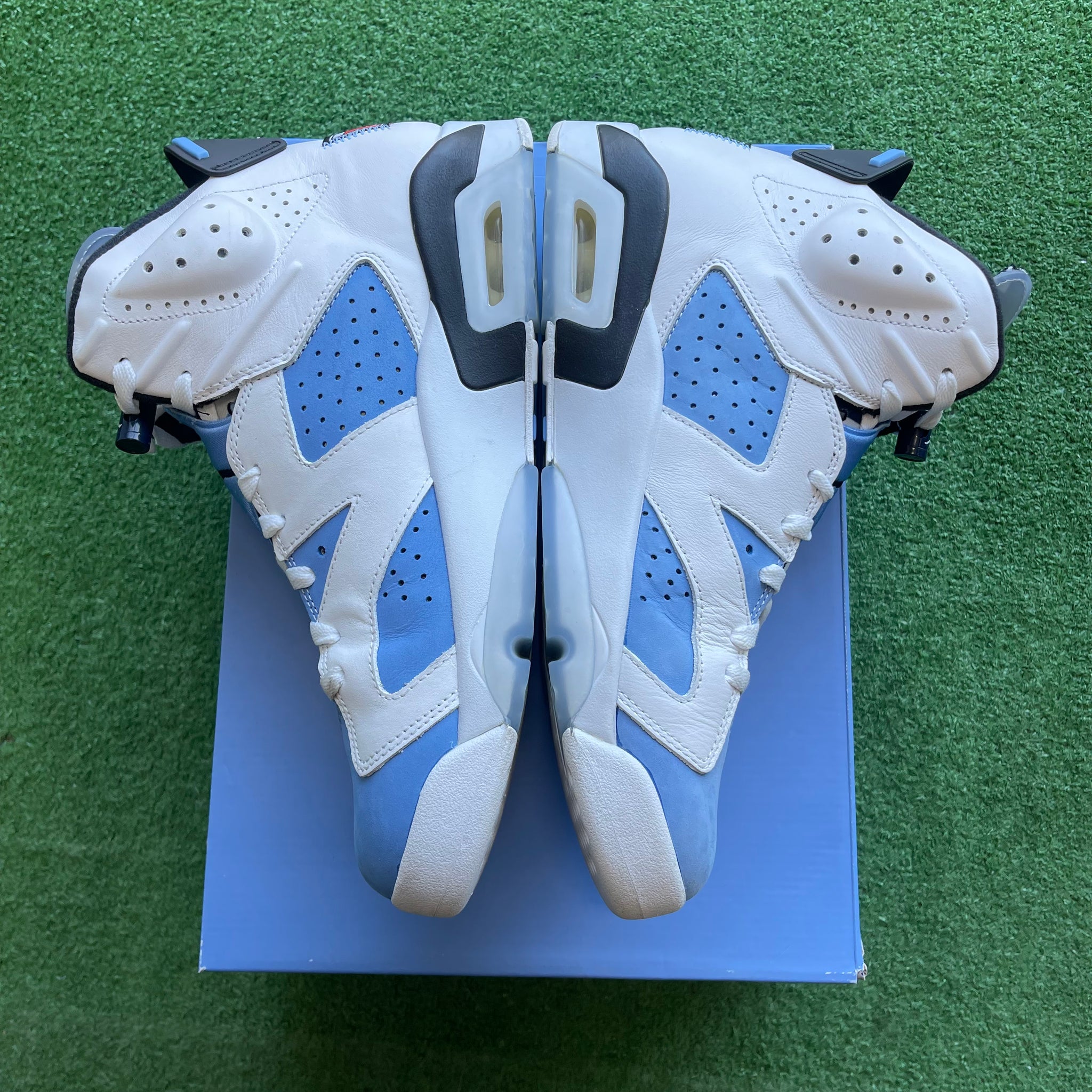 Jordan UNC 6s Size 12 – My Cuzin Vintage display picture 2