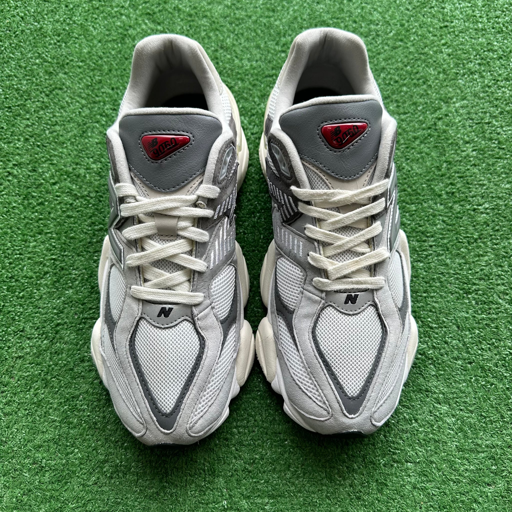New Balance Grey Day 9060s Size 10 – My Cuzin Vintage