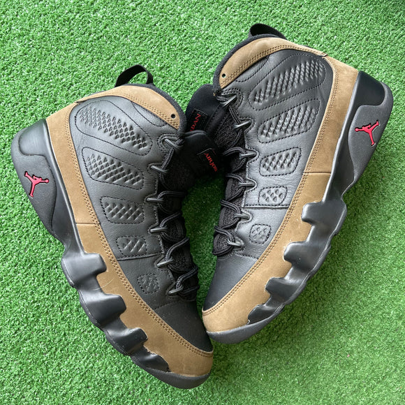 Jordan Olive 9s Size 8.5