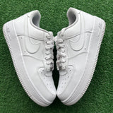 Nike White Low Air Force 1s Size 6
