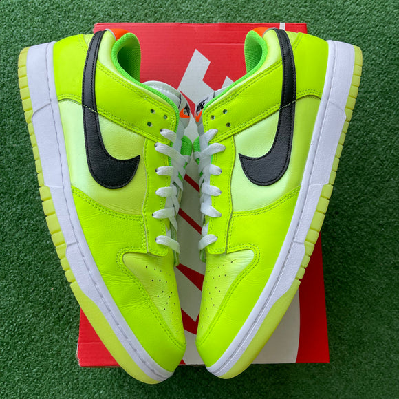 Nike Spalsh Volt Low Dunks Size 13
