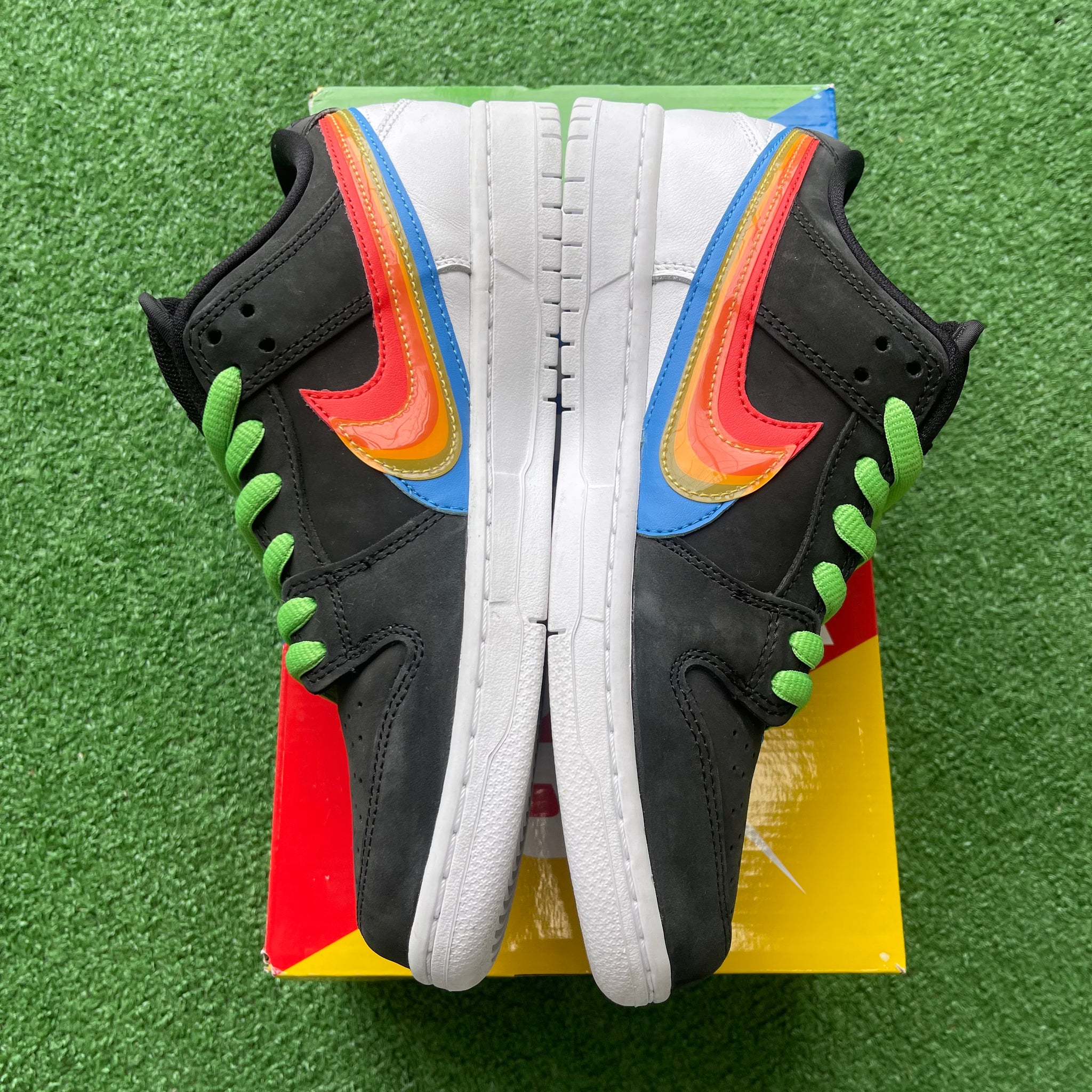 Nike Polaroid SB Low Dunks Size 8 – My Cuzin Vintage