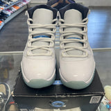 Jordan Legend Blue 11s Size 10