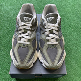 New Balance Green Grey 9060s Size 9.5