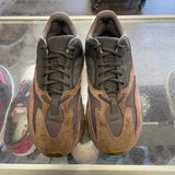 Yeezy Mauve 700s Size 10