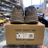 Yeezy Mauve 700s Size 8