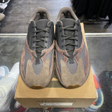 Yeezy Mauve 700s Size 8