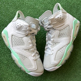 Jordan Mint Foam 6s Size 7.5W/6M