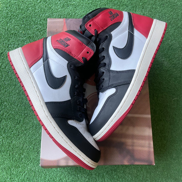 Jordan Black Toe Reimagined 1s Size 9