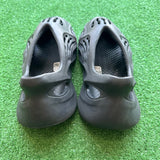 Yeezy Onyx Foam RNNR Size 7