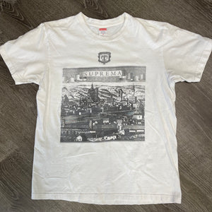 Supreme Tee Size M