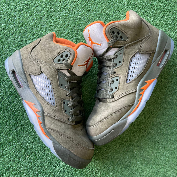 Jordan Olive 5s Size 5Y