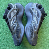 Yeezy Dark Glow 700 V3s Size 10.5
