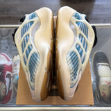 Yeezy Kyanite 700 V3 Size 11.5