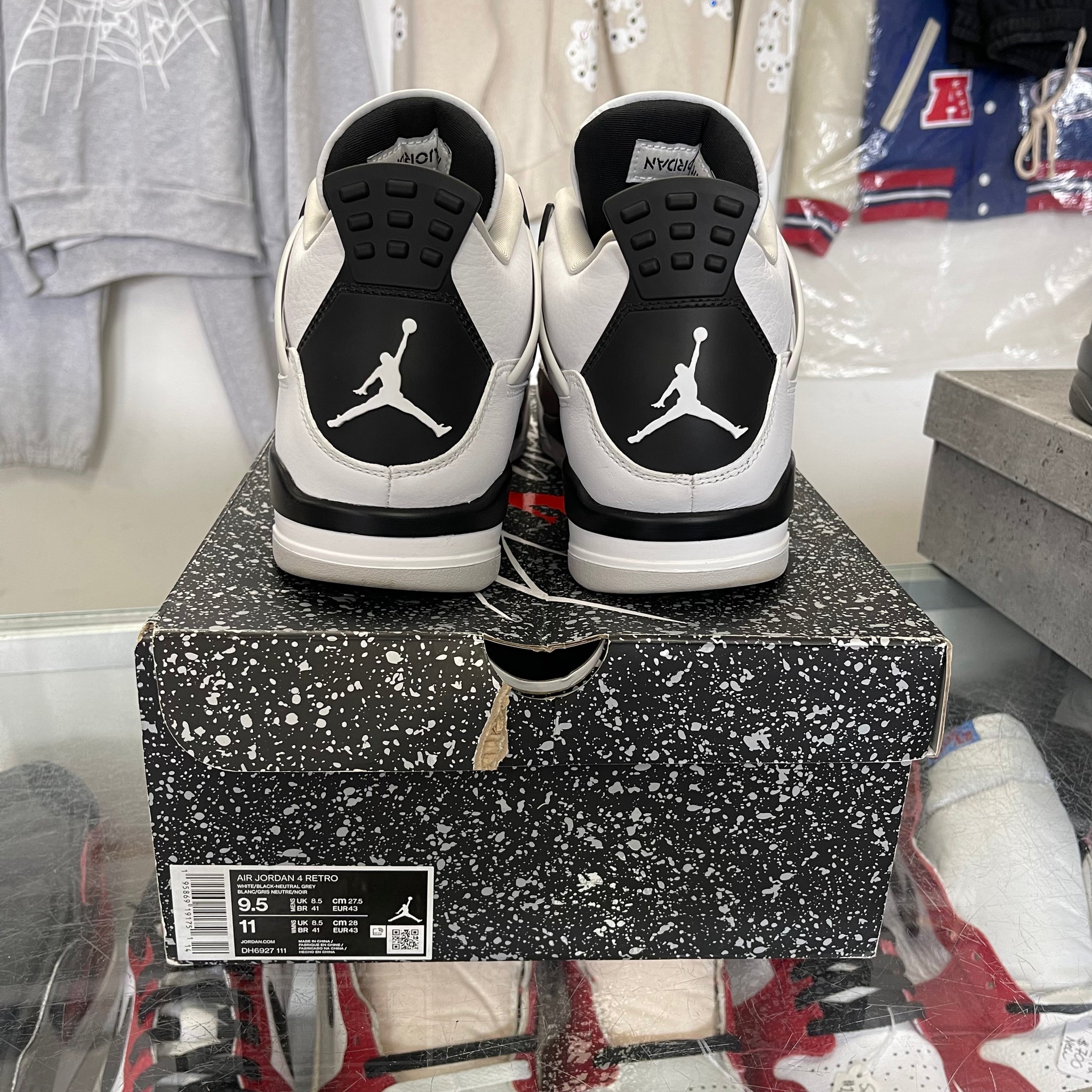 Jordan Military Black 4s Size 9.5 – My Cuzin Vintage display picture 3
