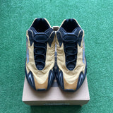 Yeezy Honey Flux 700 MNVN Size 11