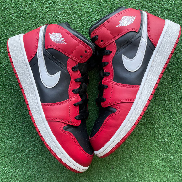 Jordan Gym Red Black White Mid 1s Size 7Y