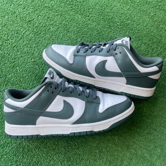 Nike Vintage Green Low Dunks Size 9