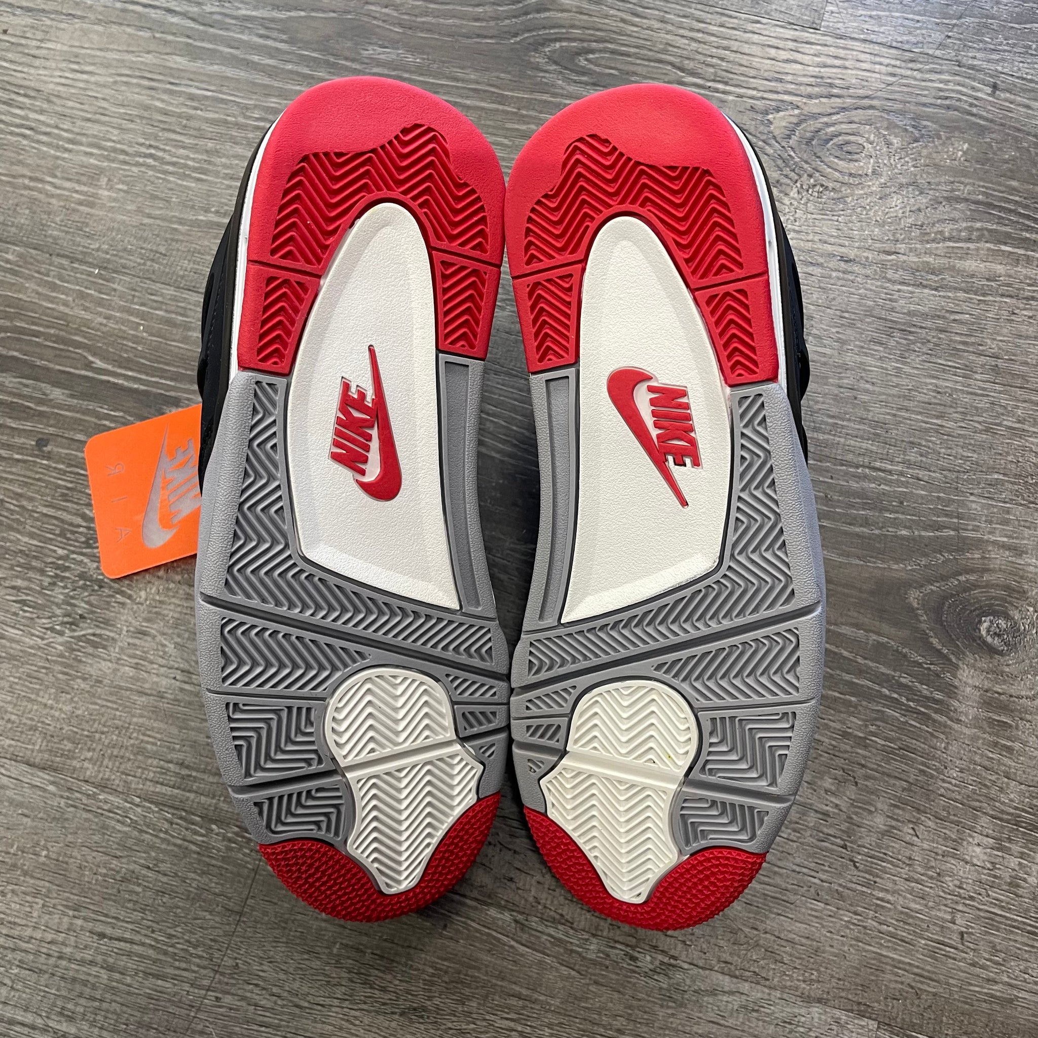 Jordan Bred 4s Size 9.5 My Cuzin Vintage