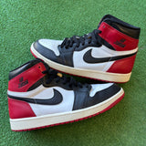Jordan Black Toe 1s Size 10