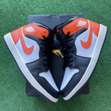 Jordan Black Toe Starfish Mid 1s Size 8.5