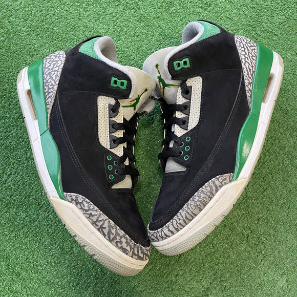 Jordan Pine Green 3s Size 10.5