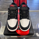 Jordan Black Toe 1 Lows Size 5Y