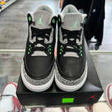 Jordan Green Glow 3s Size 7Y