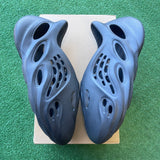 Yeezy Onyx Foam RNNR Size 10