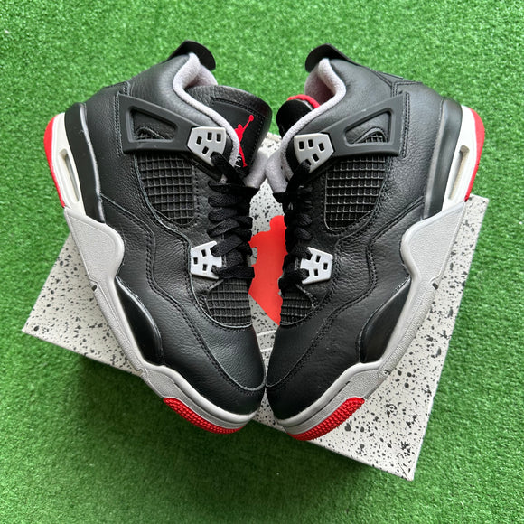 Jordan Reimagined Bred 4s Size 7Y
