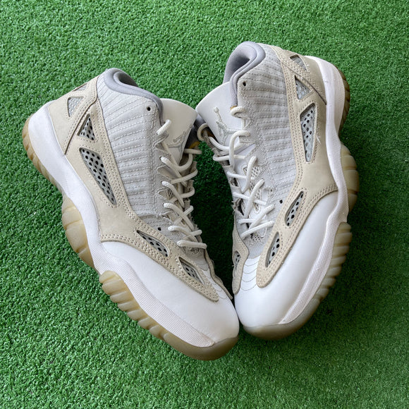 Jordan Light Orewood Brown 11 lE Lows Size 9.5