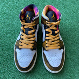 Jordan Orange Wear Away Mid 1s Size 9.5