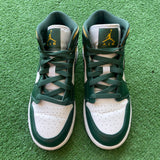 Jordan Sonics Mid 1s Size 4Y