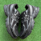 New Balance Triple Black 740s Size 10
