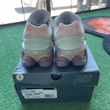 New Balance Clay Ash 9060s Size 8.5