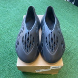 Yeezy Onyx Foam RNNR Size 10