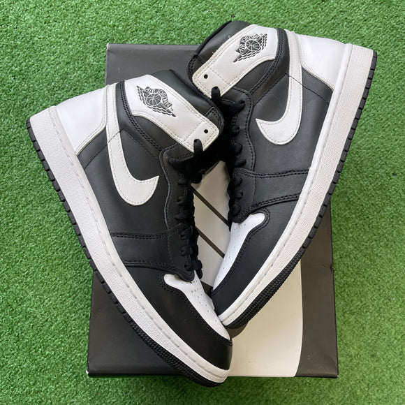 Jordan Black White 1s Size 9.5