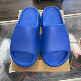 Yeezy Azure Slide Size 8