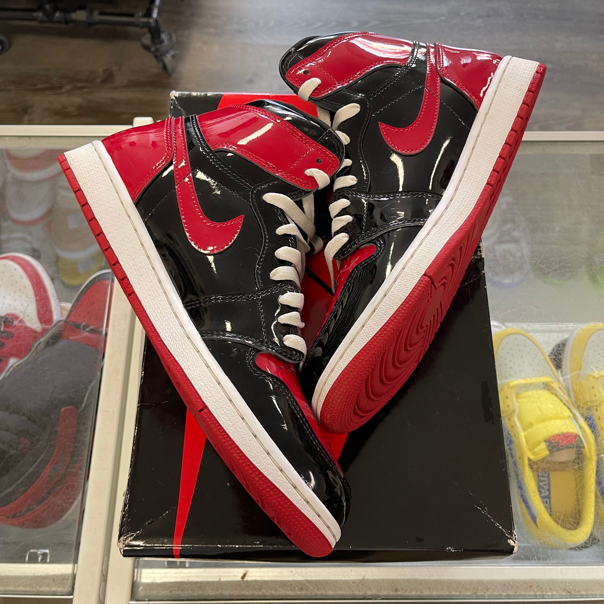 Jordan Patent Bred 1s Size 10.5 – My Cuzin Vintage