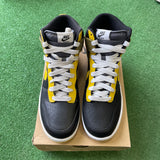 Nike Black Varsity Maize High Dunk Size 10