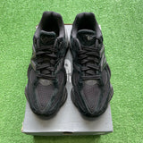 New Balance Triple Black 9060s Size 11