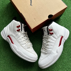 Jordan Twist 12s Size 9
