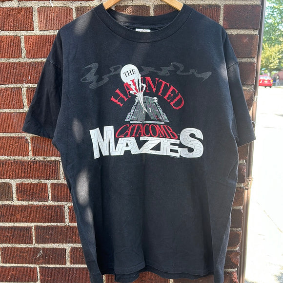 Vintage Buffalo The Haunted Catacombs Mazes Tee Size XL