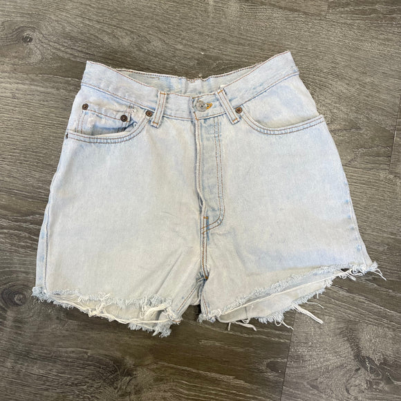 Vintage Levi’s Jean Shorts Size 25